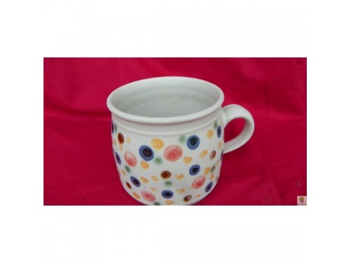 Hrnek půl liru barevný puntík