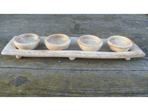 Svícen na čtyři svíce