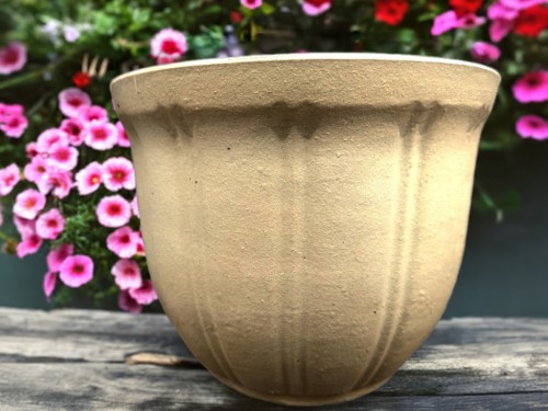 Květináč režný 20cm. Pruh.